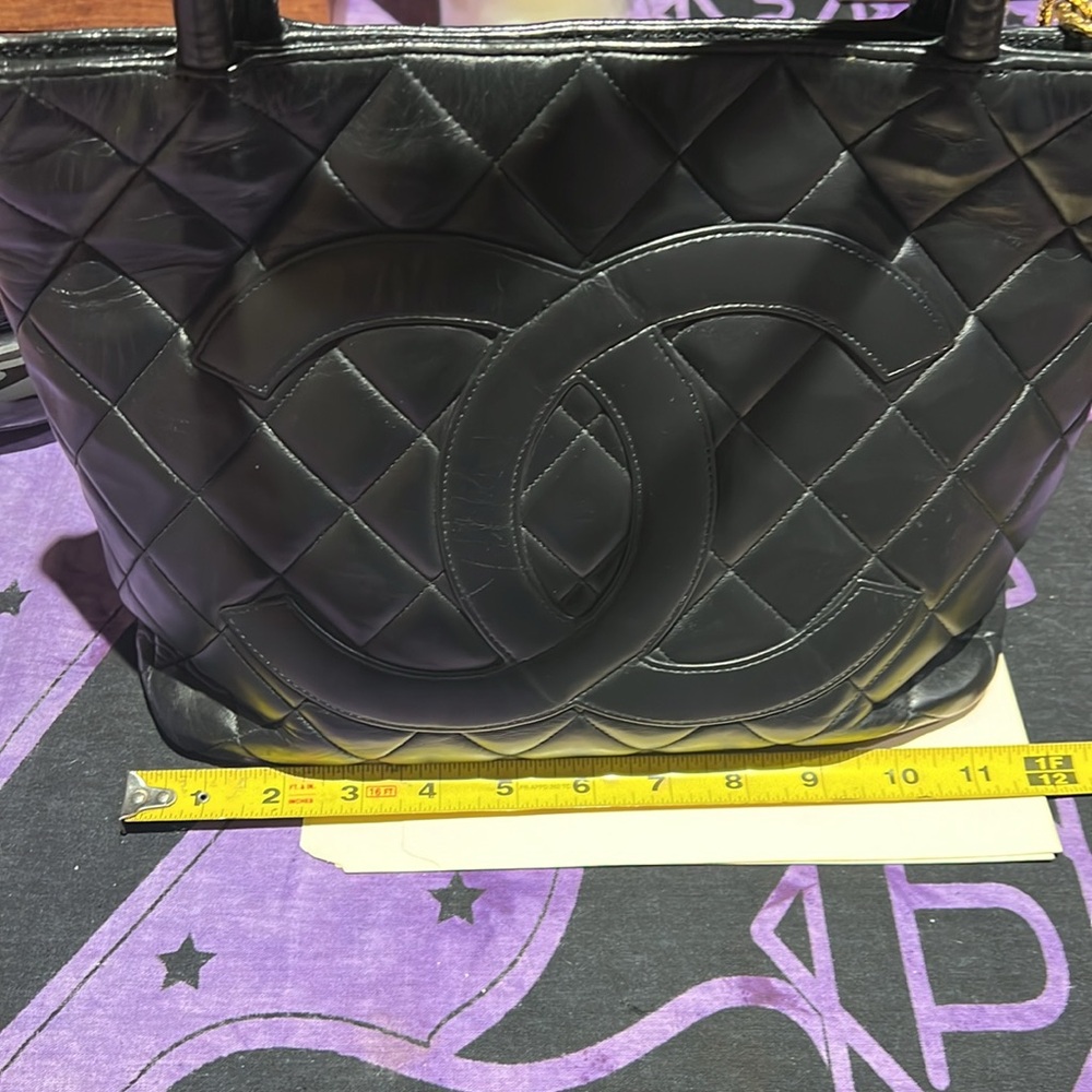 Chanel Handbag - Picture 9 of 12